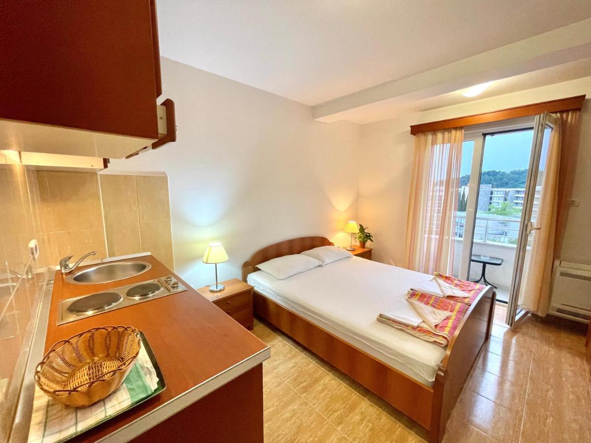 Apartments Boreta Becici 부드바 외부 사진