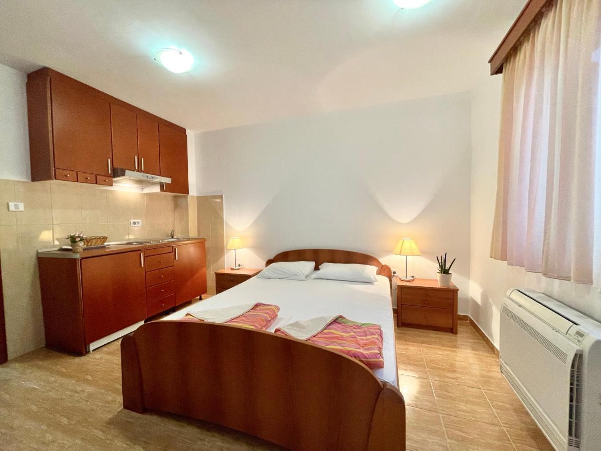 Apartments Boreta Becici 부드바 외부 사진